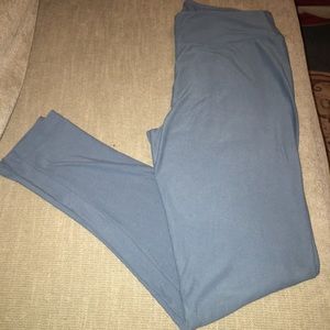 Lularoe leggings (tall & curvy)